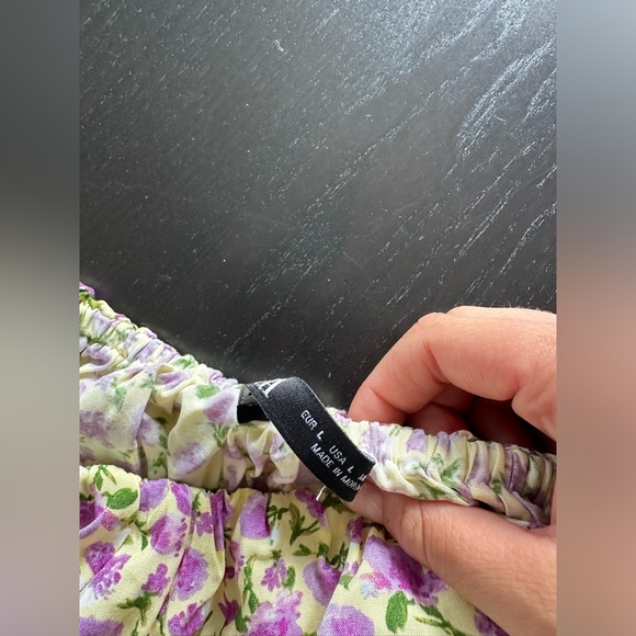 Floral top - Picture 2 of 4